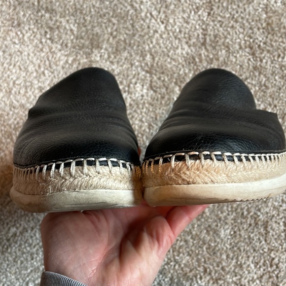 Calvin Klein slip on sz 7 perfect for 6.5 - Picture 4 of 5